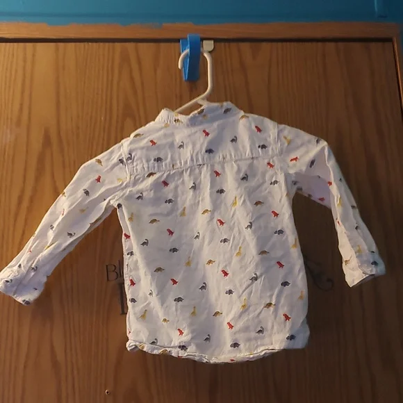 Donated.  H and M Shirt Size 2-3 Years - Picture 4 of 4